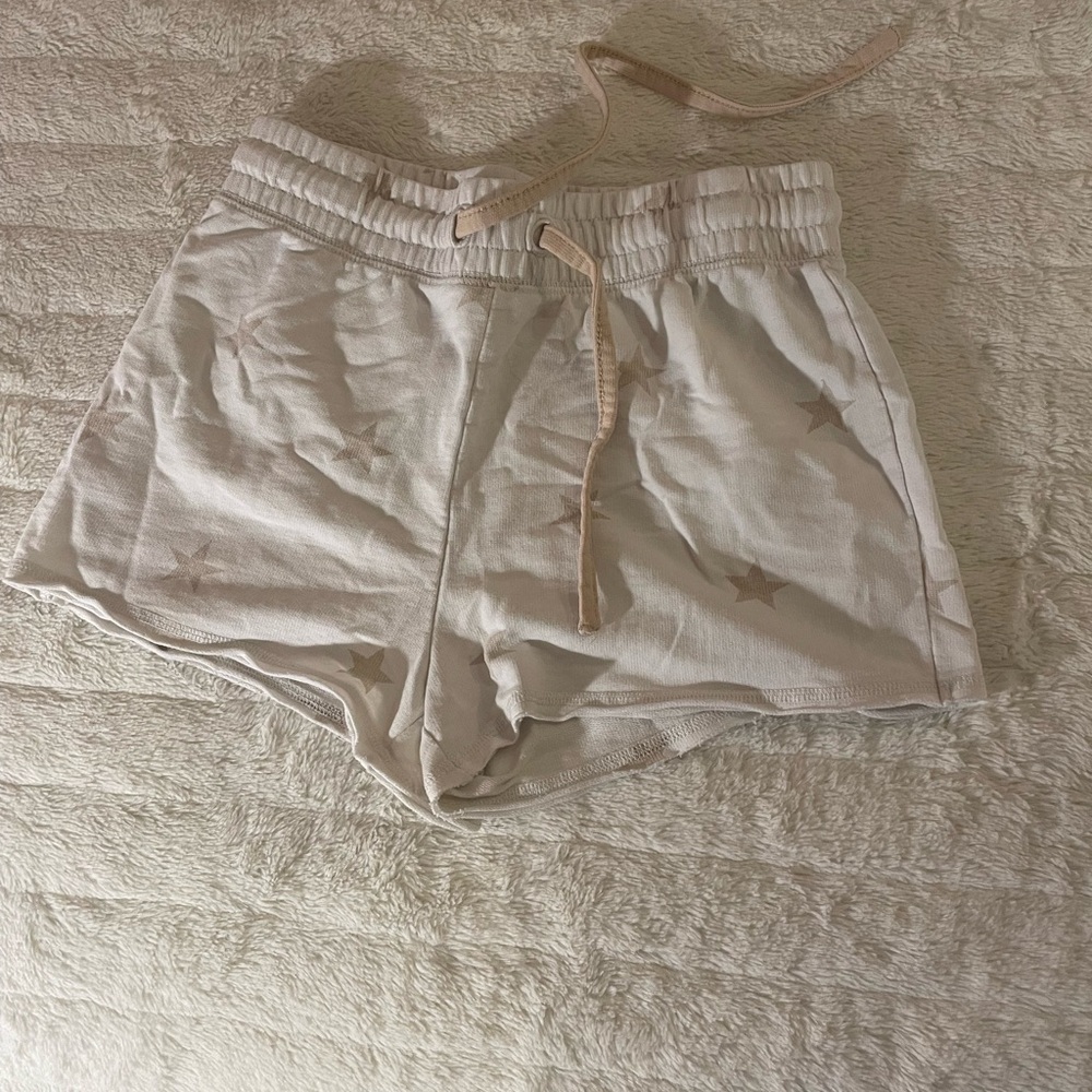 Z Supply Cream Star Athletic Shorts